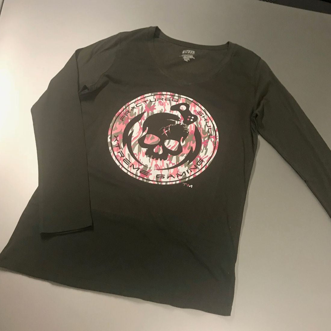 Fractured Skull Xtreme Misses Long Sleeve Camouflage Logo Shirt