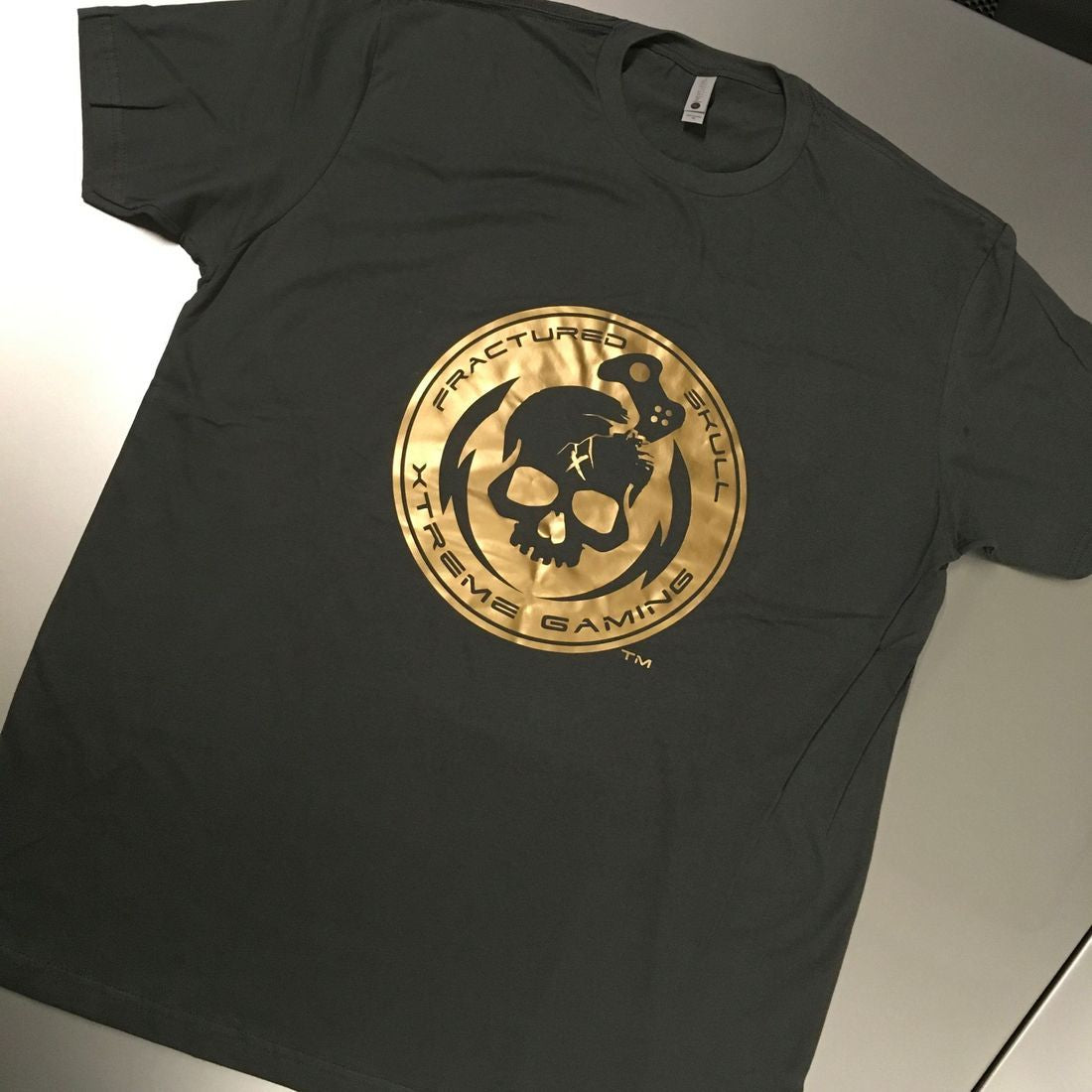 Fractured Skull Xtreme Dark Gray with Flat Gold Tee
